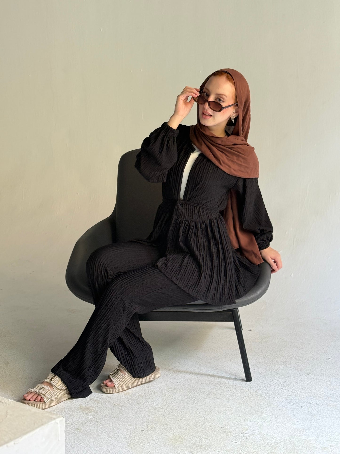 Textured Ease Set in Black