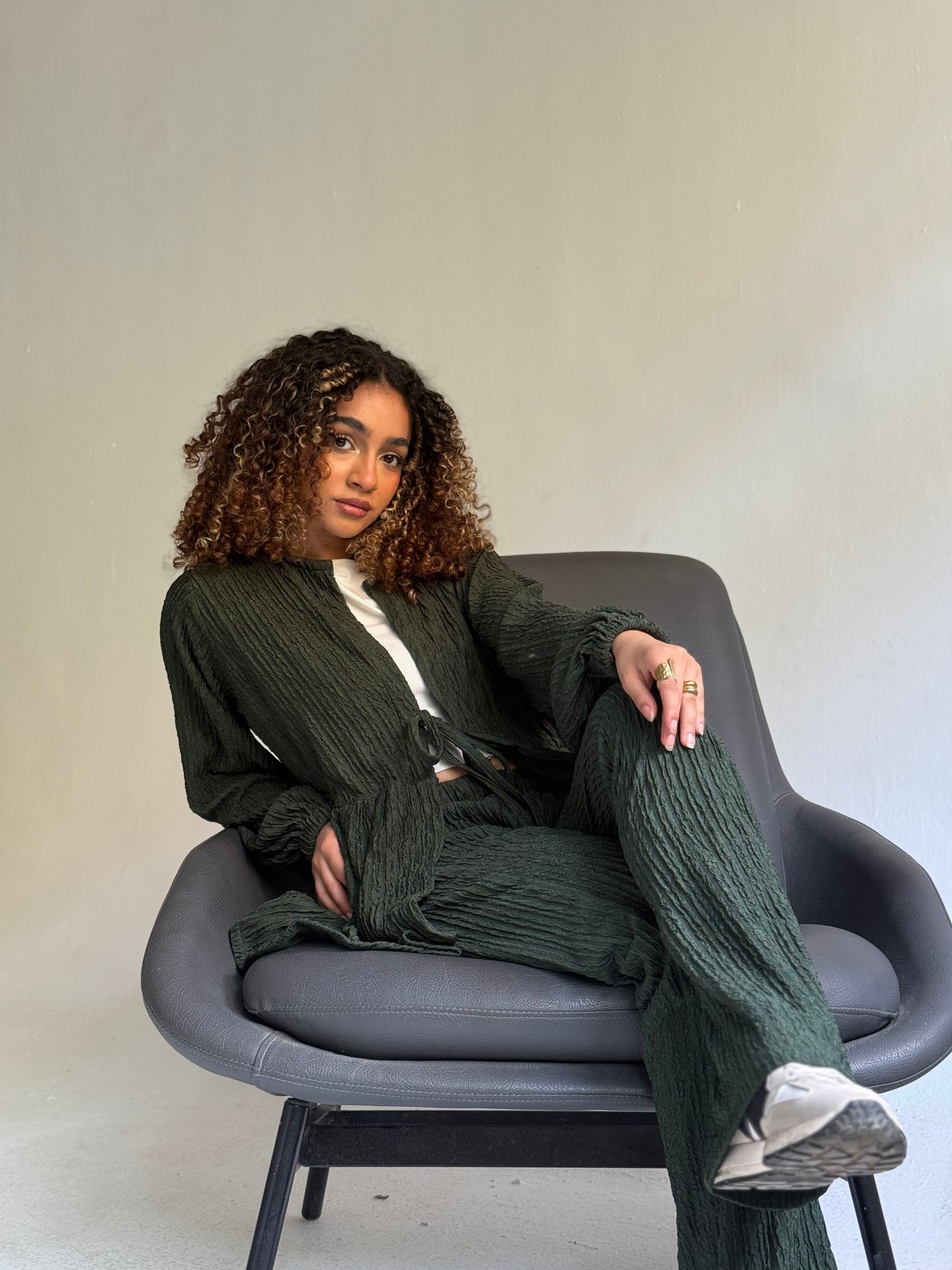 Textured Ease Set in Olive