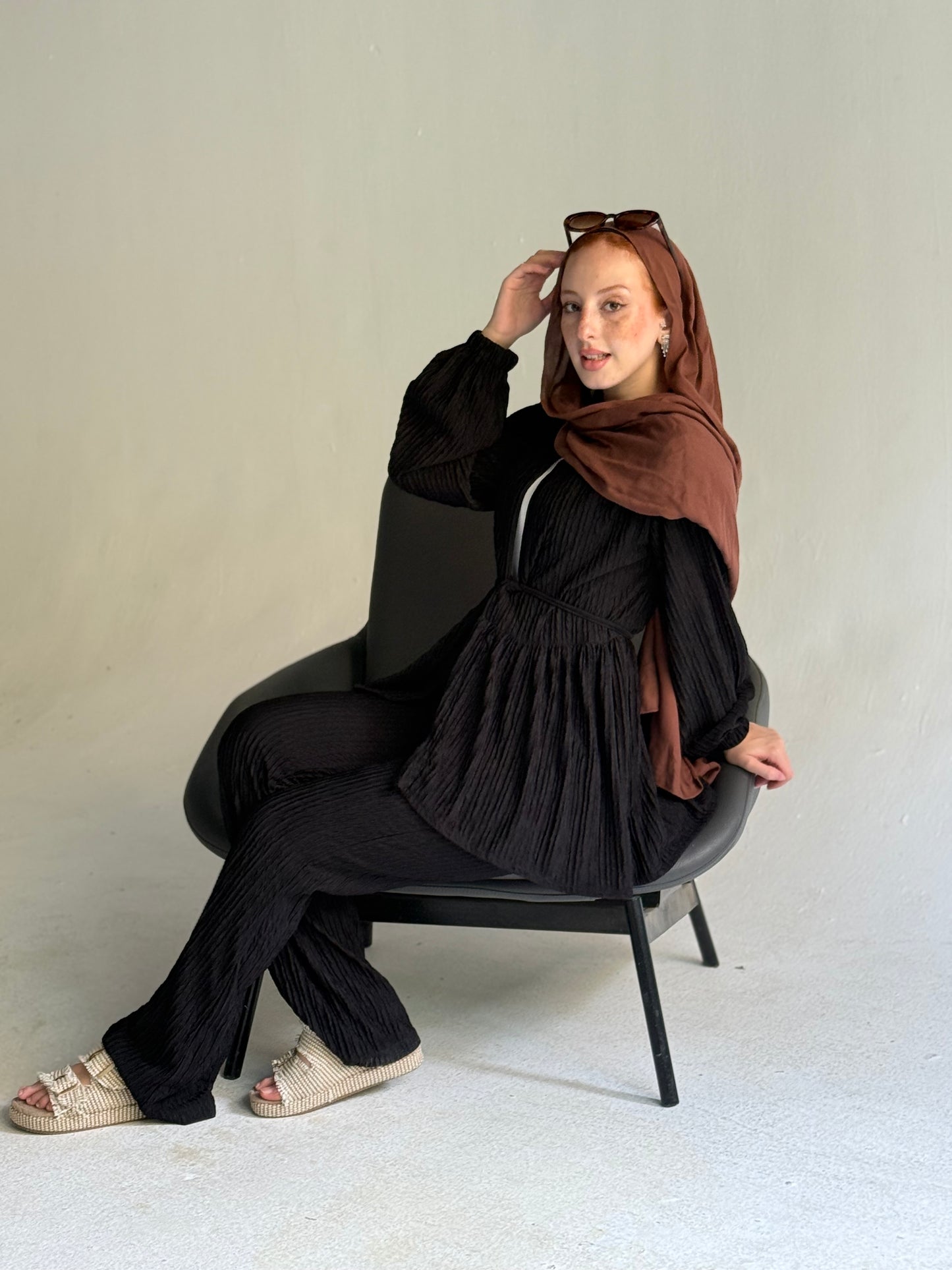 Textured Ease Set in Black