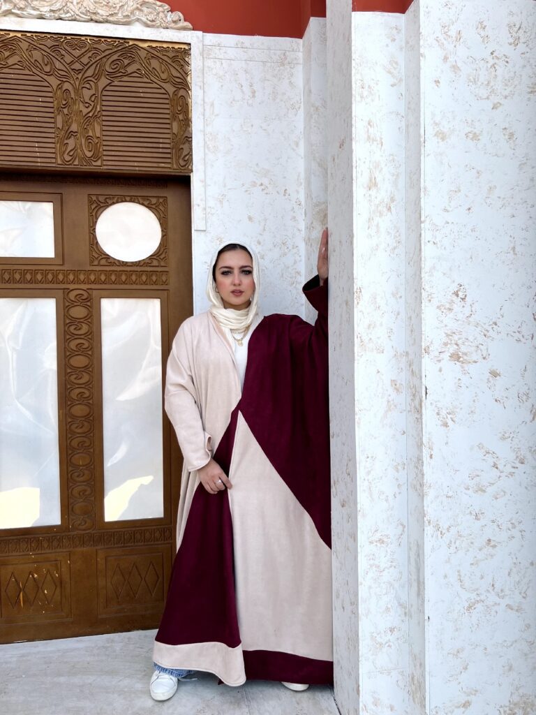 Twin Shade Beige x Burgundy Kaftan