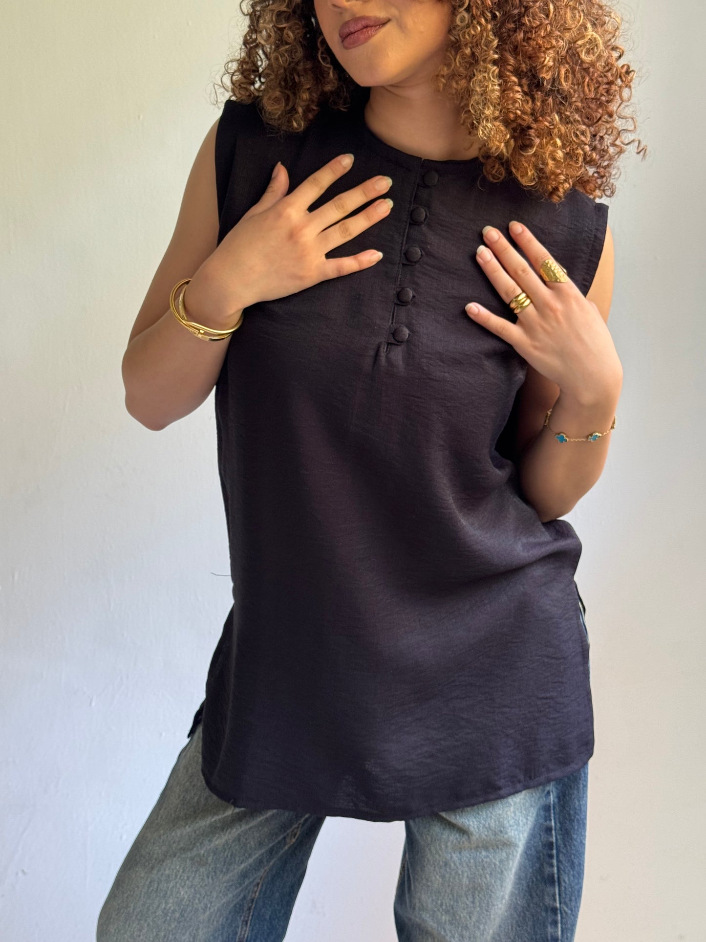 Linen Sleeveless Top