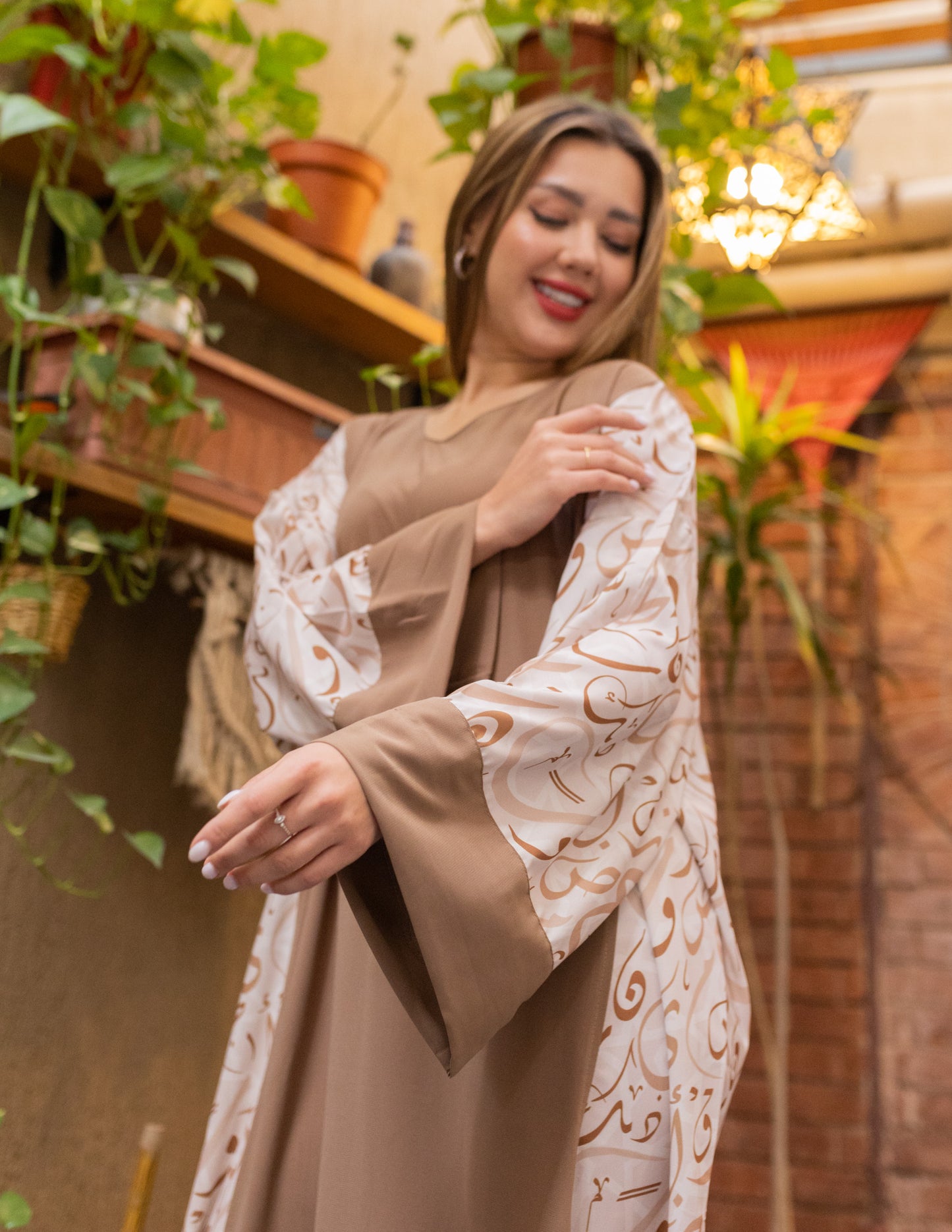Basic Arabic Calligraphy Abaya